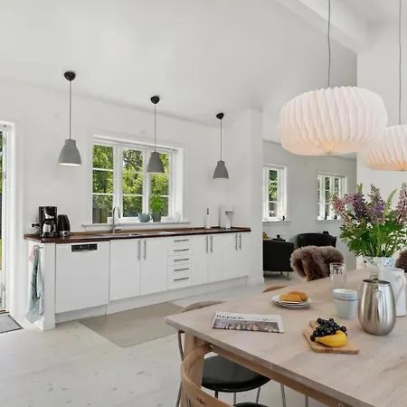 Gorgeous In With Wifi Holiday home *