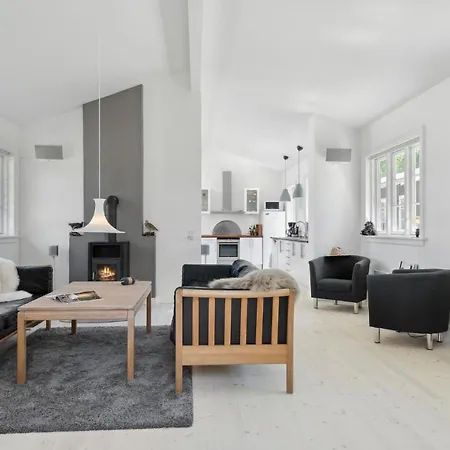 3 Bedroom Awesome In * Græsted