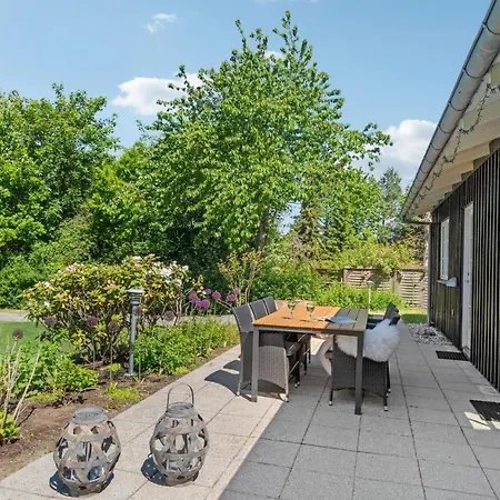 펜션 3 Bedroom Awesome In *