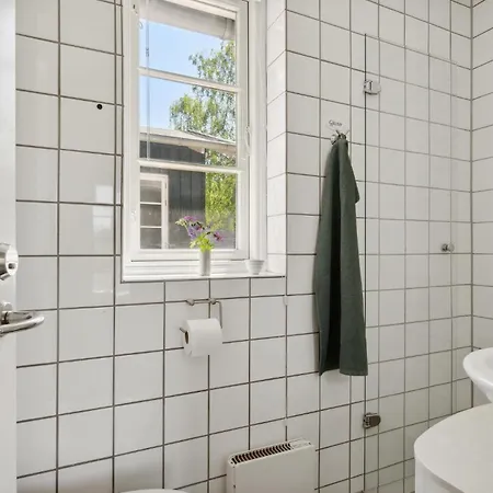 3 Bedroom Awesome In Feriehus Græsted